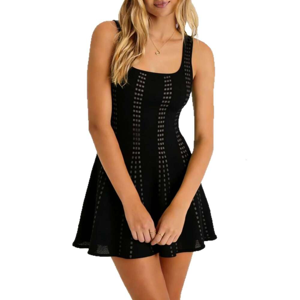 Designer's multifunctional A-line shorts, summer new k30 high waisted slim fit square neck sleeveless knitted dress