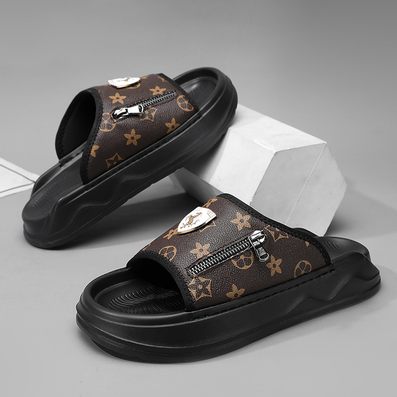 2026 new designer slippers trendy slip resistant comfortable sports and leisure beach shoes for men
