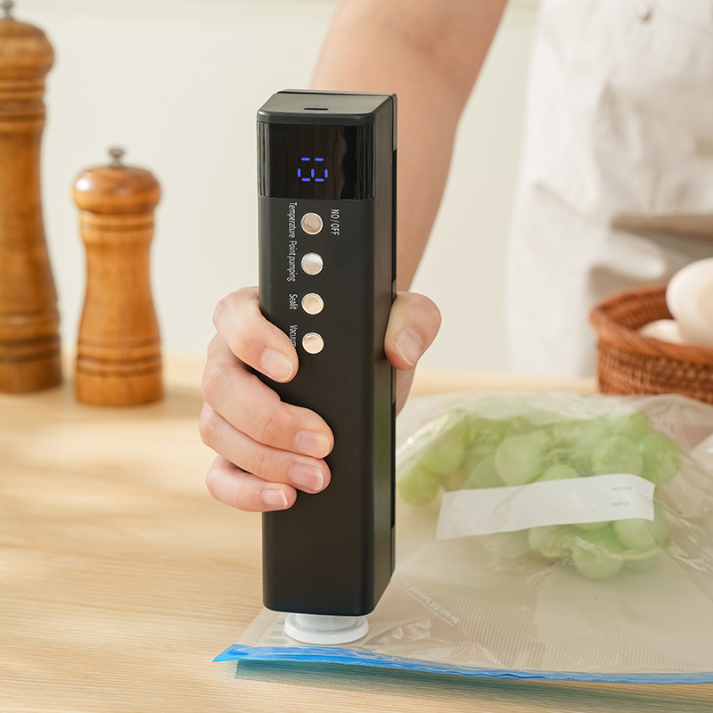 Cross border rechargeable vacuum sealing machine, fully automatic vacuum preservation, small household plastic sealing machine, compressor packaging m