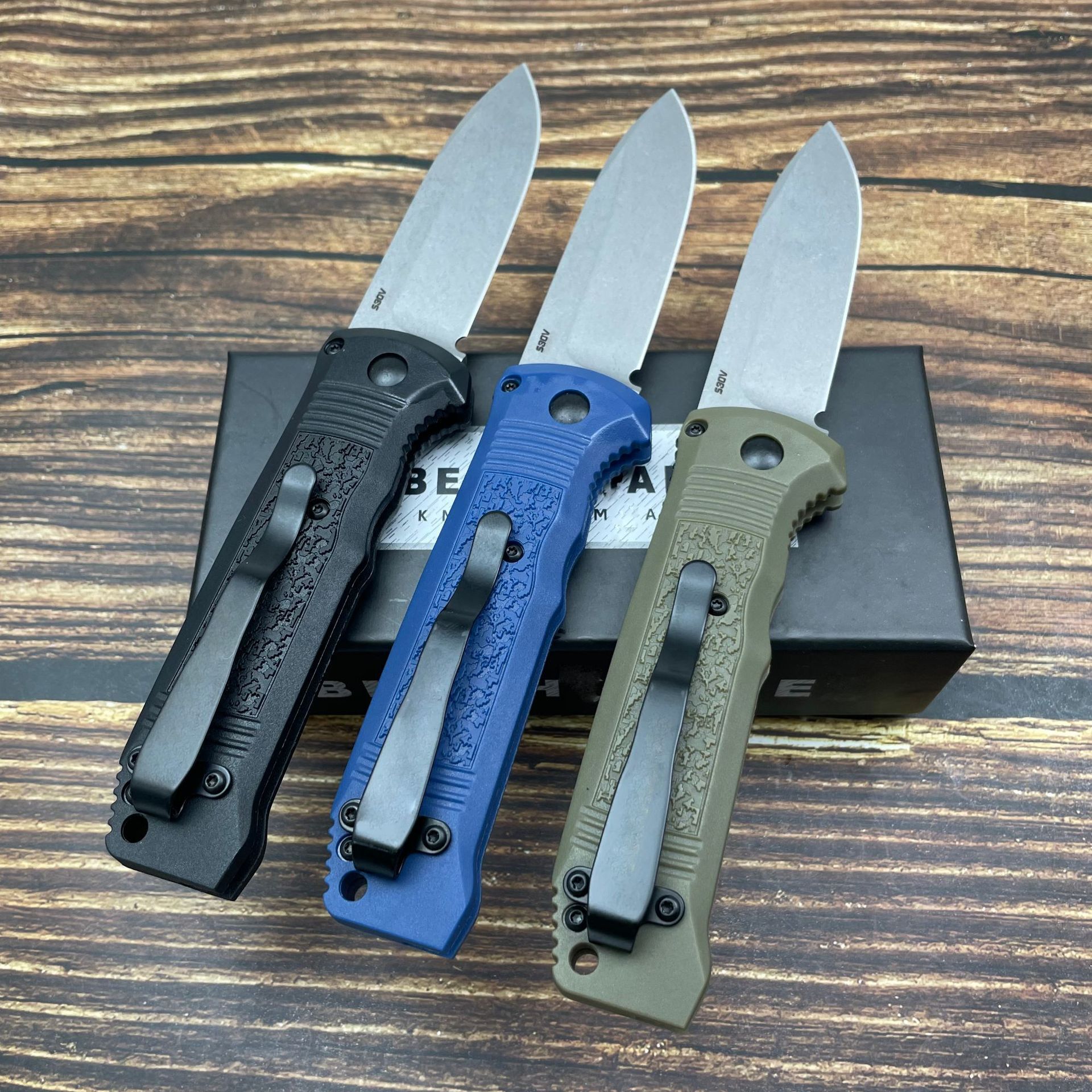 High quality BM4400 Folding Knife high hardness S30V Blade Nylon fiber Handle tactical potrable edc tool