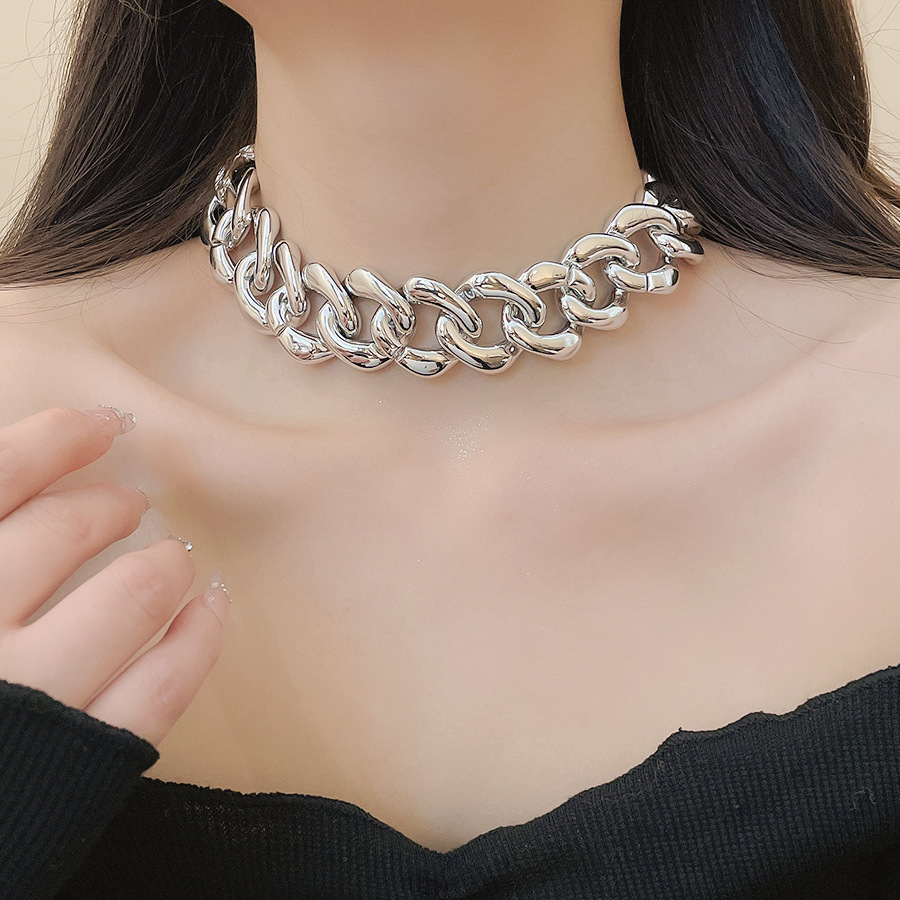 European American retro chain adjustable necklace with unique design, simple stylish collarbone chain, light luxury and high-end feel accessory - view 5