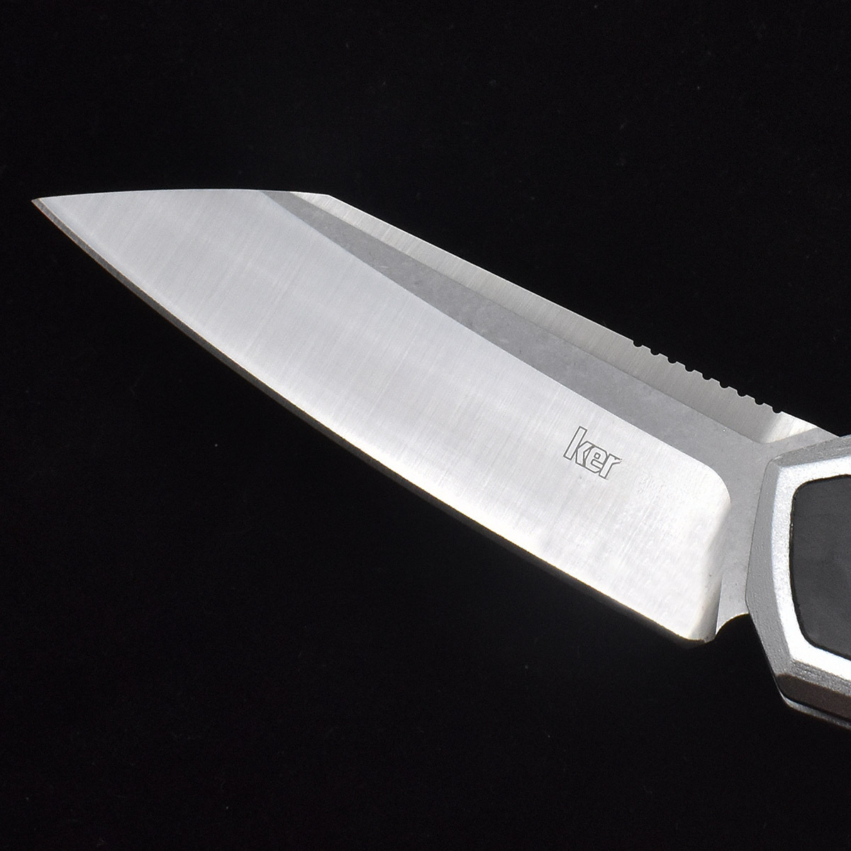 KS 7050 High-Quality Pocket Knife D2 Blade T6 Aluminum Frame Embedded with Carbon Fiber Handle Sharp for Outdoor Camping Use