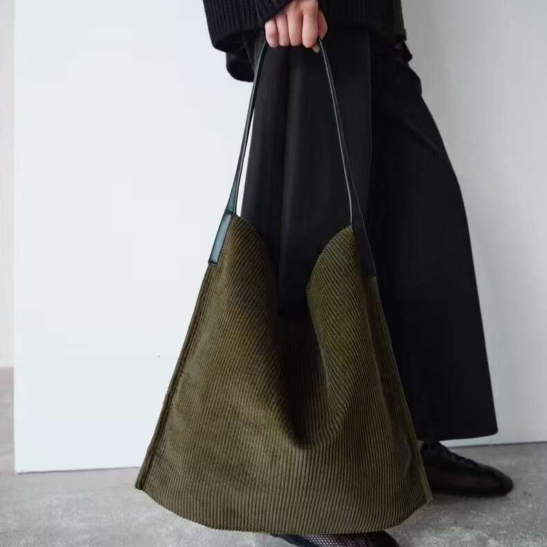 2026 New Niche Design Corduroy Underarm Tote,Large Capacity Shopping Bag,Commuter Casual Versatile Daily Shoulder Handbag SENYY