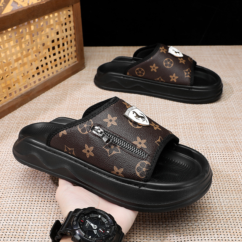 2026 new designer slippers trendy slip resistant comfortable sports and leisure beach shoes for men