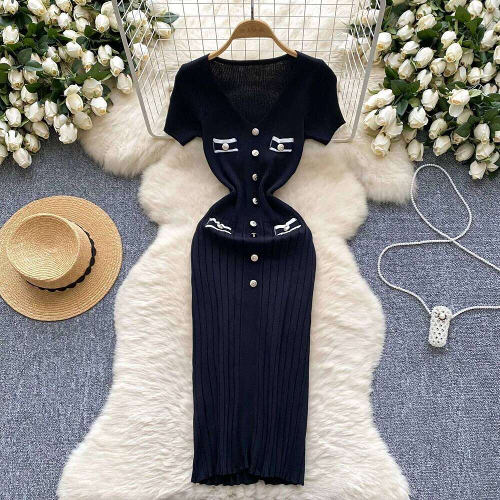 2026 New YuooMuoo Chic Knitted Dress, V Neck Short Sleeve Pleated Bodycon Dress, Sexy Wrap Hips Office Lady Daily Party Dress MAKOUFEI
