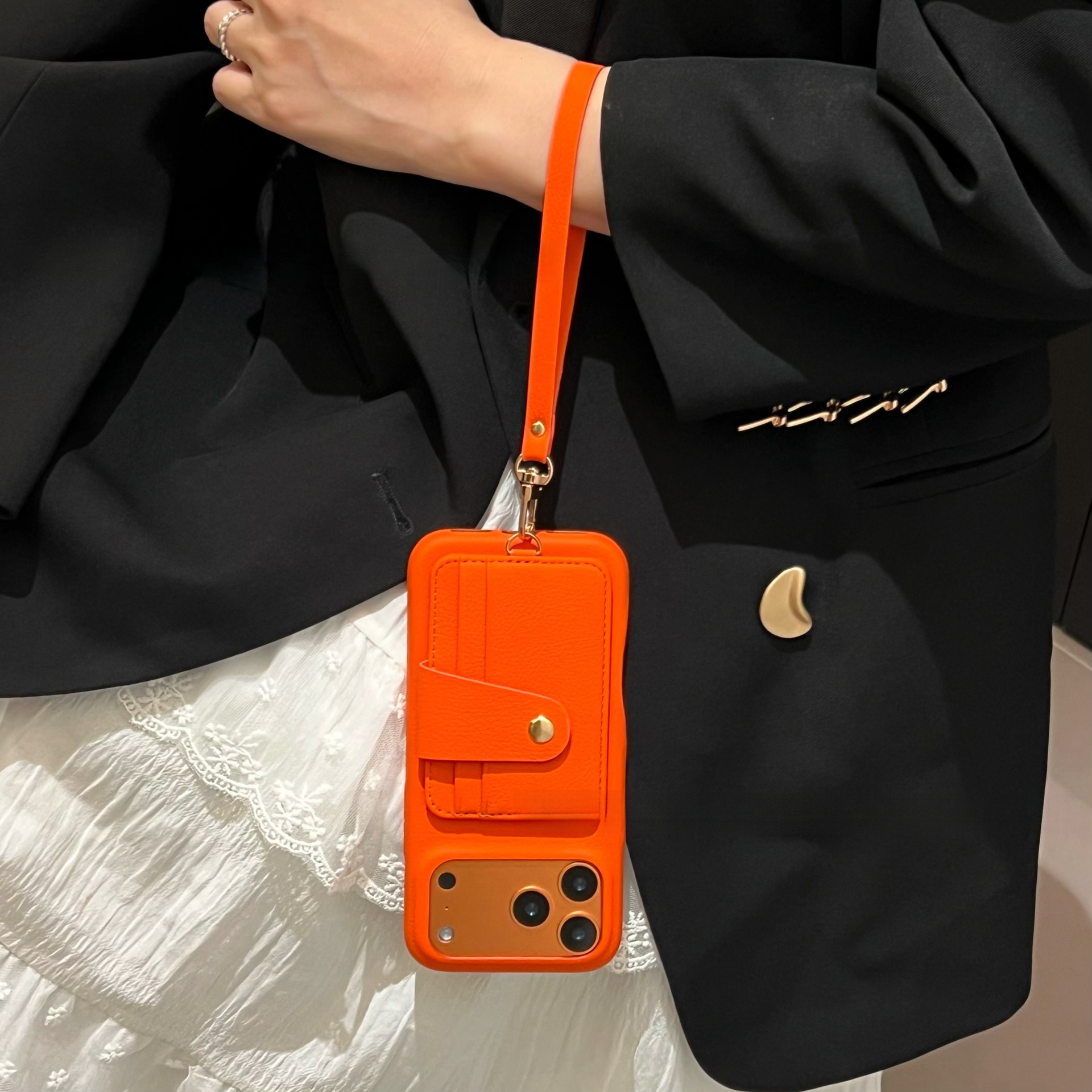 Orange lanyard holder protective suitable for iPhone 17 Pro Max, light luxury card slot European and American style Apple 16 phone case