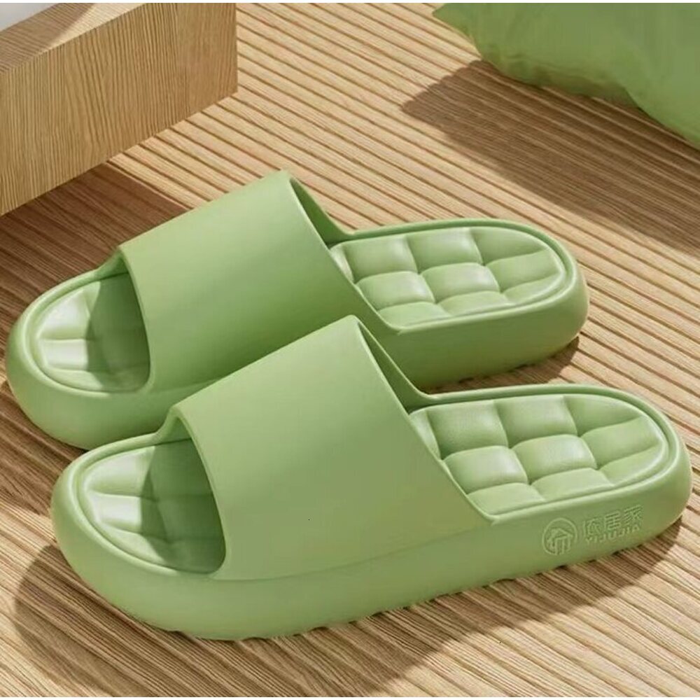 Designer Slippers Top Quality Mens Womens Slippers Outdoor Sneakers Sandals White Beach tourism indoor Sandals 96