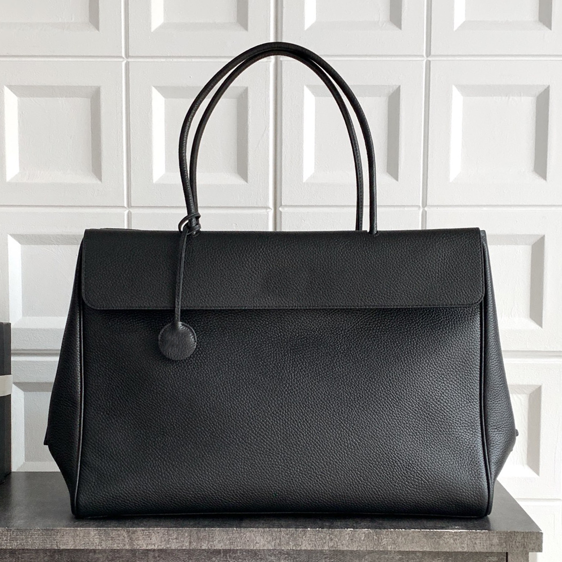 New 10A Large Shopping Bag Luxury Designer Grained Genuine Leather Shoulder Bag Golden Hardware Clutch Bag Zipper Pocket Handbag Women Casual Shopping Purse