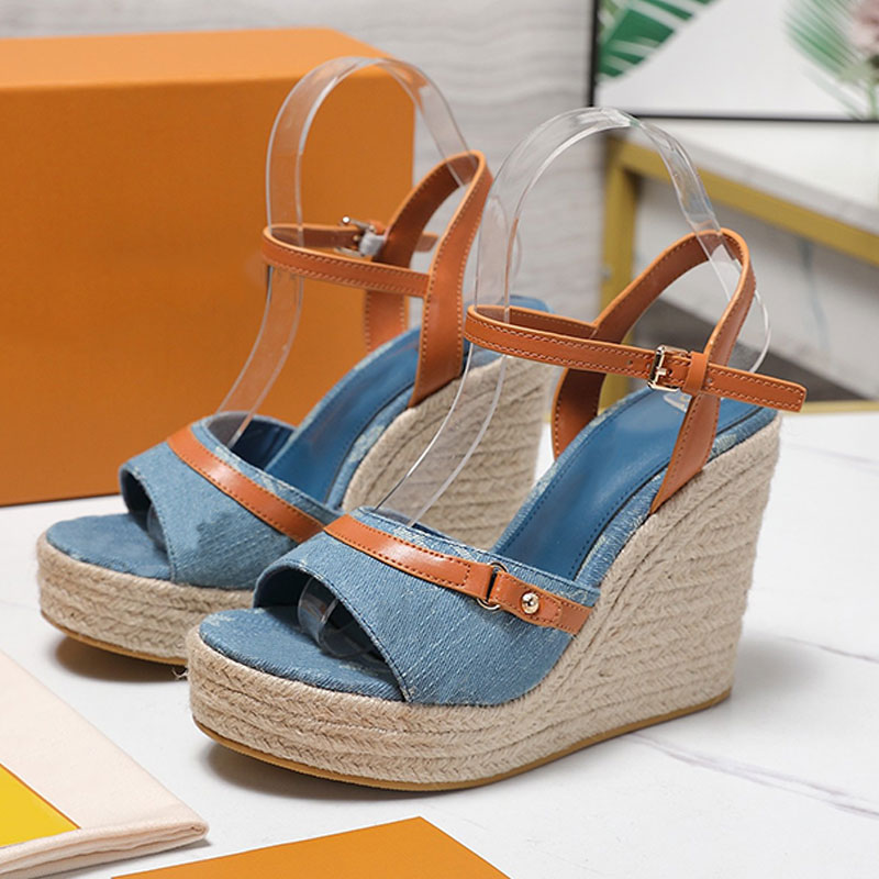 Luxury Womens High Heels TM Helios Wedge Sandal Thick Bottom High Heels lady Designer Casual Sandals Sheepskin Fabric Fashion Iconic Printed Hemp Rope Sole Design