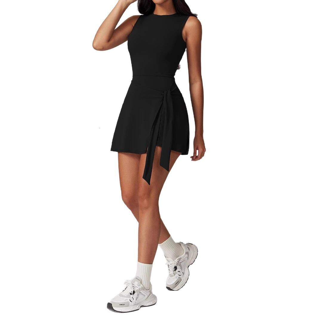 2026 New Designer Counterfeits Two-piece Sports Women's Short Skirt, Anti Exposure Sports Outdoor Solid Color Quick Drying Women's Sports Te