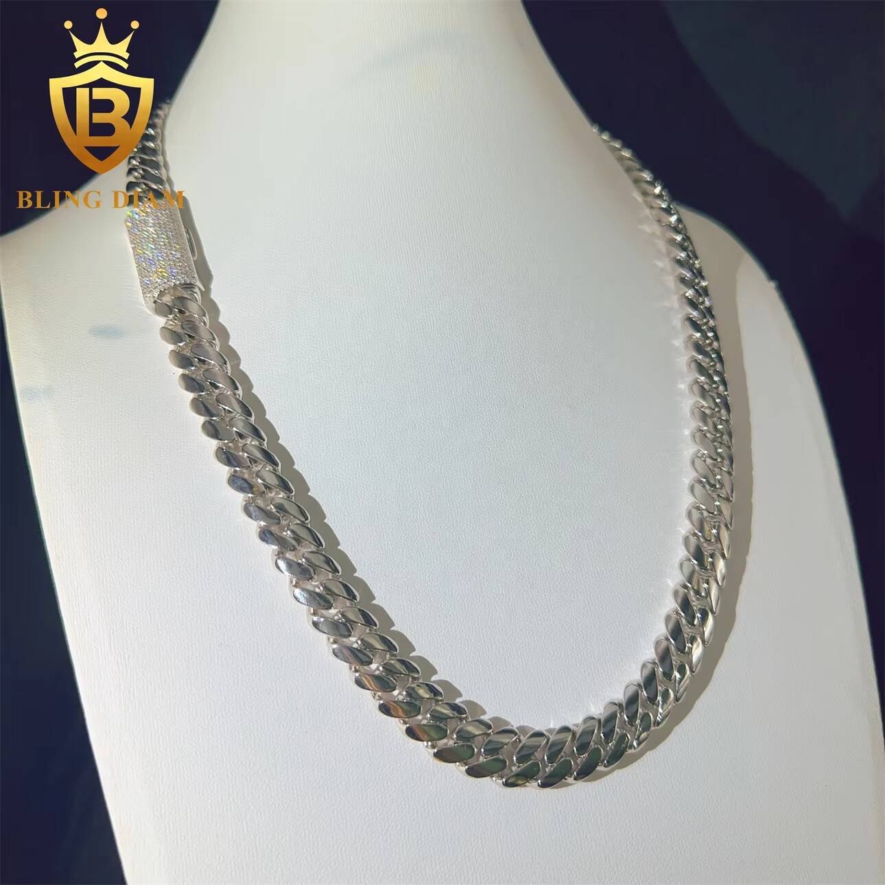 GRA Certificated Fashion Hip Hop VVS Miossanite Iced Out Diamond 12mm Sterling Silver 925 Miami Cuban Link Chain Fine Necklace