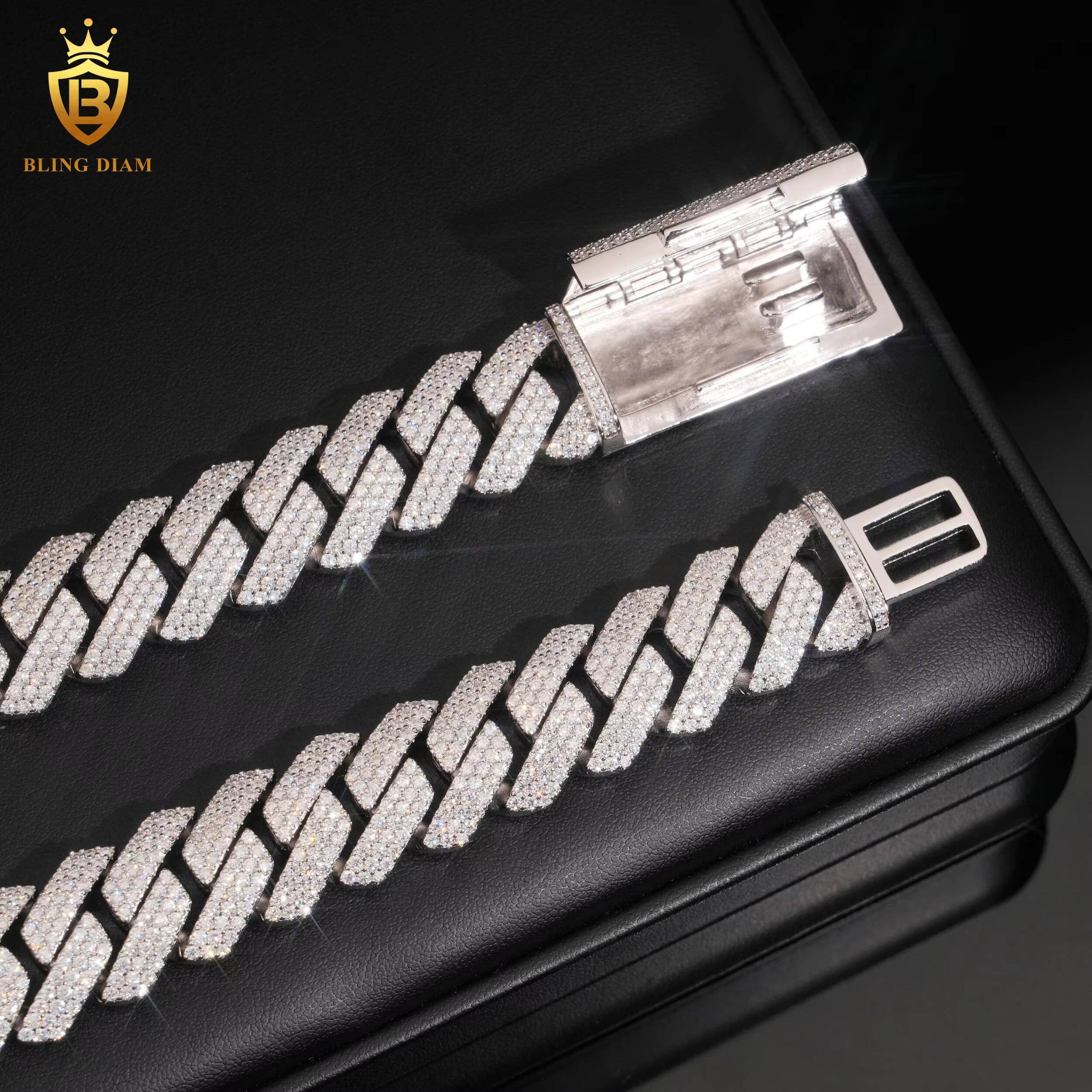 925 Sterling Silver 18mm Moissanite Cuban Link Chains Mens Iced Out Rapper Moissanite Link Chains Pass Diamond Test VVS with GRA