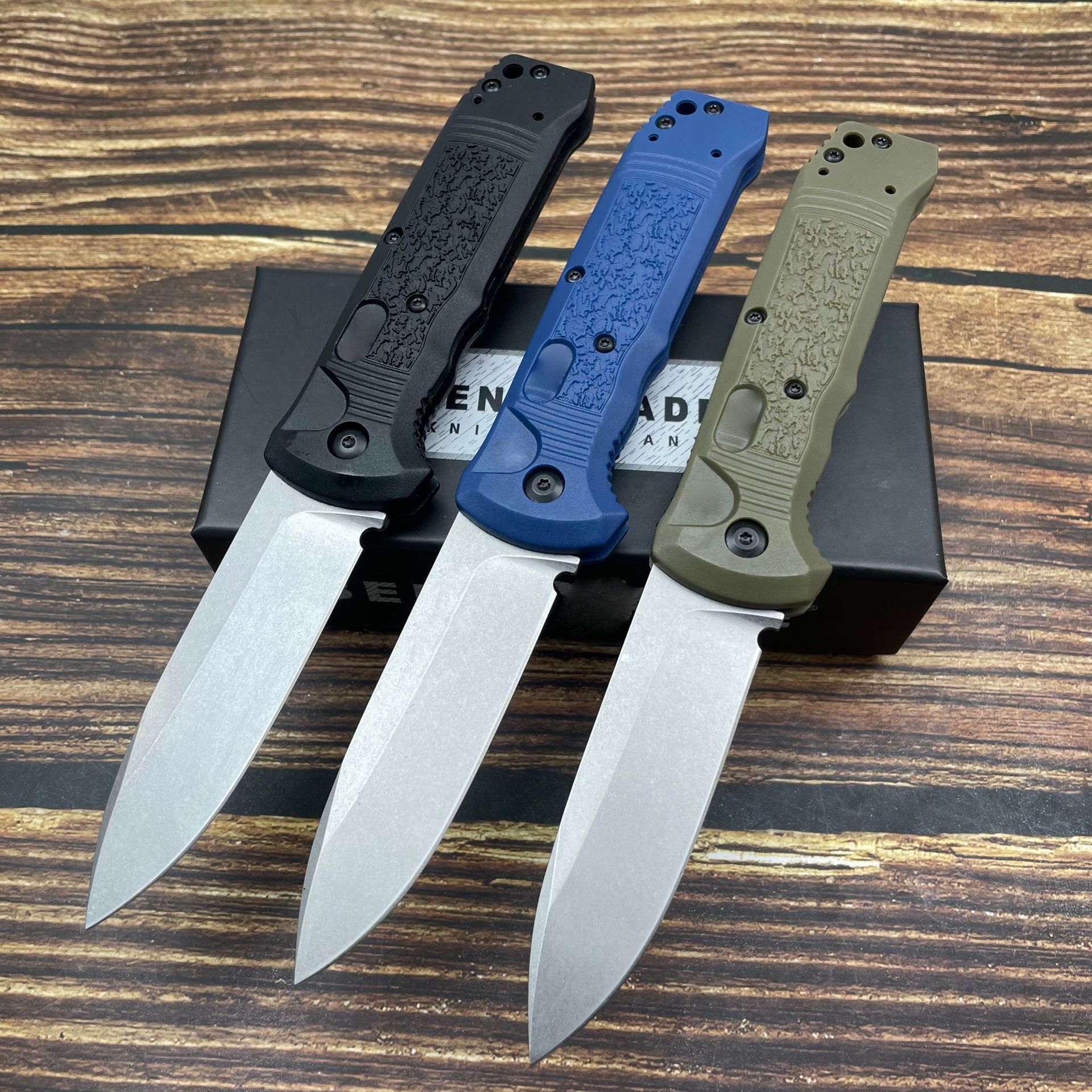 High quality BM4400 Folding Knife high hardness S30V Blade Nylon fiber Handle tactical potrable edc tool