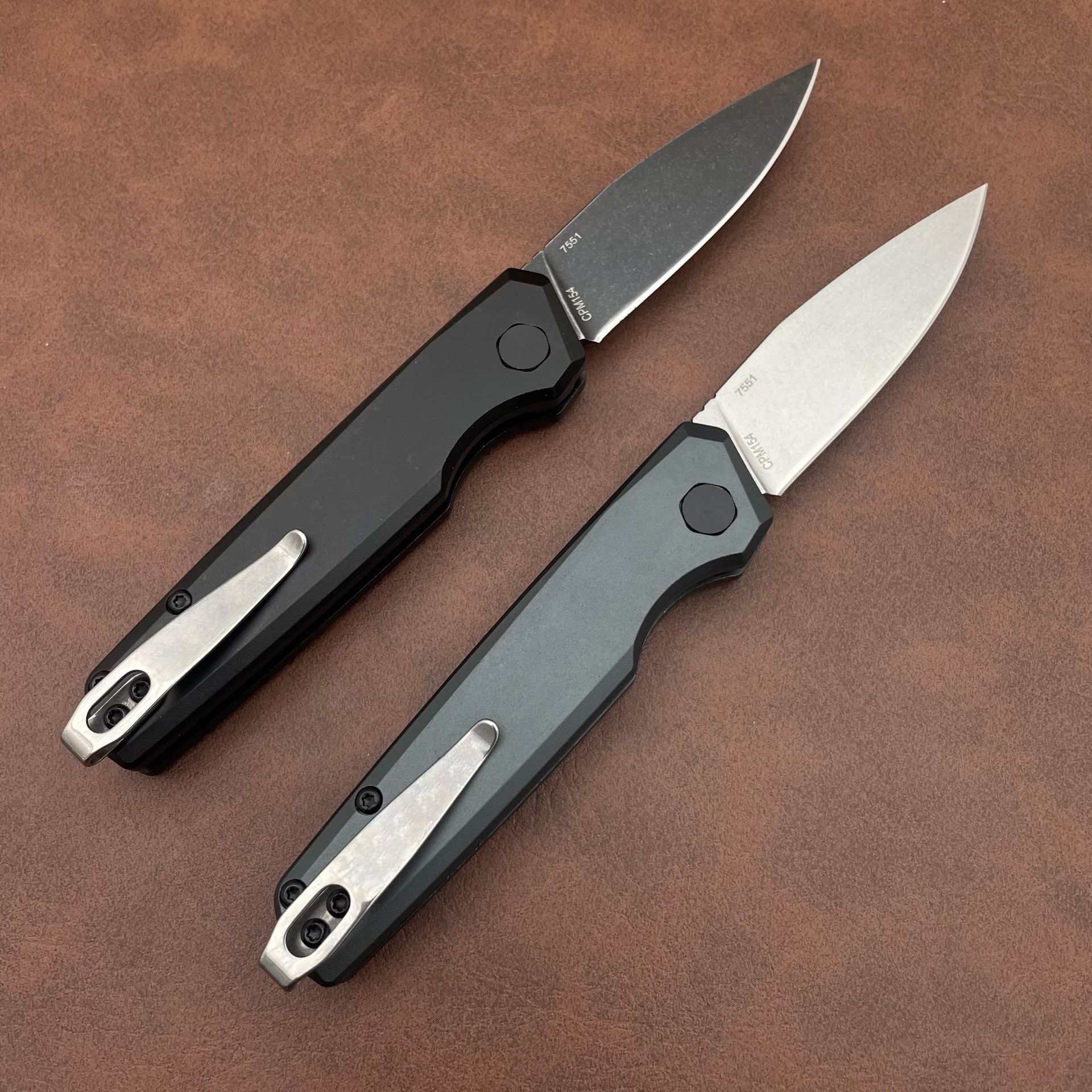 ks7551 Grey anodized aluminum - CPM-154 - full height grinding, suitable for outdoor activities, cutting, gifts