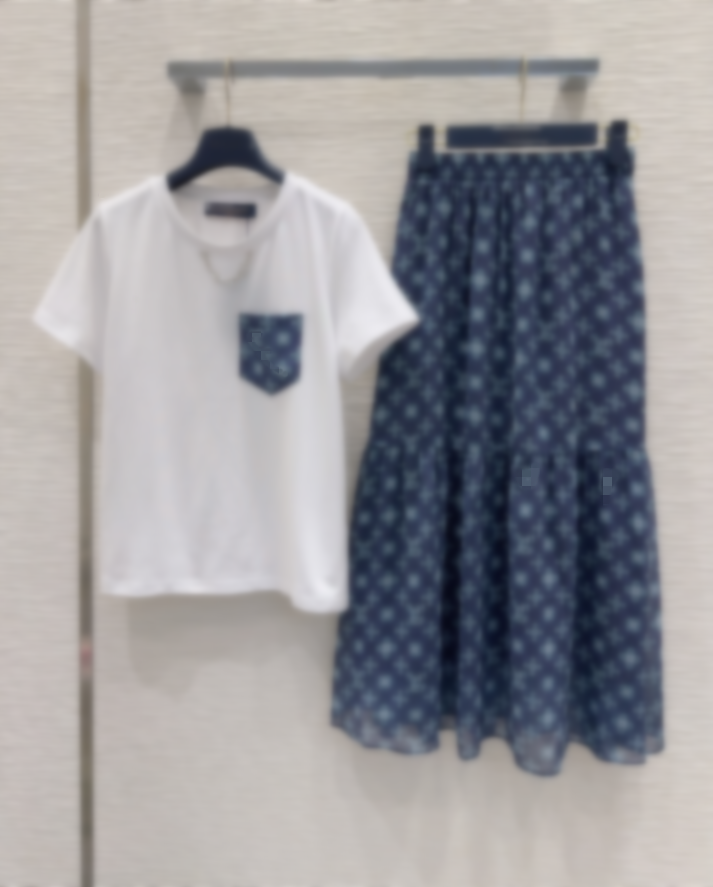 26 Women's Dress with Simple T-shirt and Printed Elastic Waist Skirt, Half Skirt, organza Fabric, Lightweight and Breathable 426