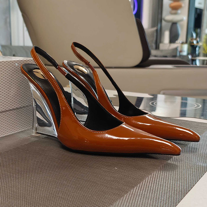 Designer Luxury Brand Crystal Heel Pointed Shoes Womens Wedge Heel Leather High Heels Ladie Summer Leather Slingback Pumps Leather Outsole Sizes 35 43