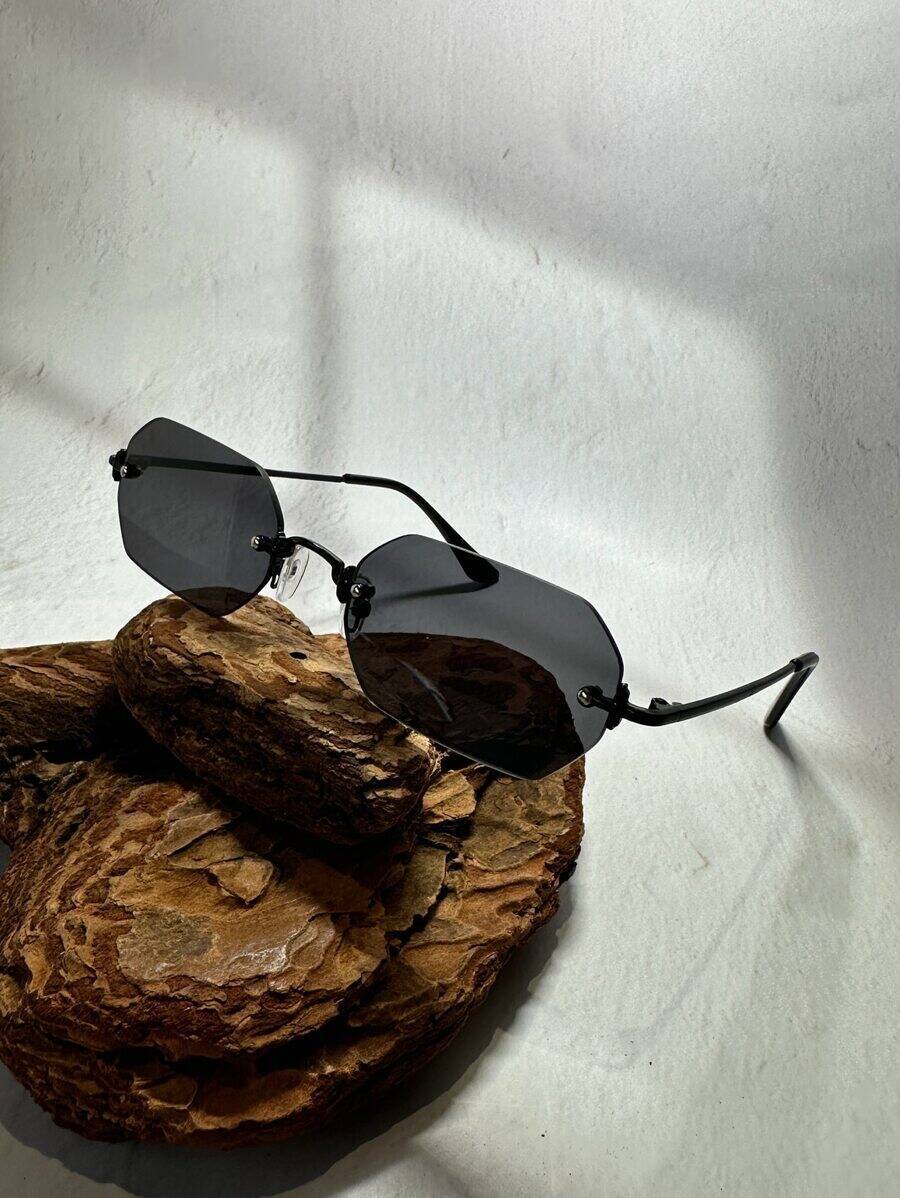 1 piece Mini gradient full metal frameless hexagon-shaped sunglasses, suitable for street, beach, commuting, travel