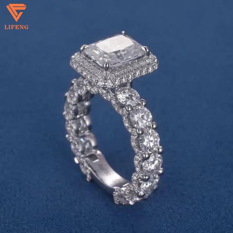 18K Gold Moissanite Ring Classic Style Ladies Engagement Wedding Jewelry Set Fashionable Cut Diamond Jewelry for Women