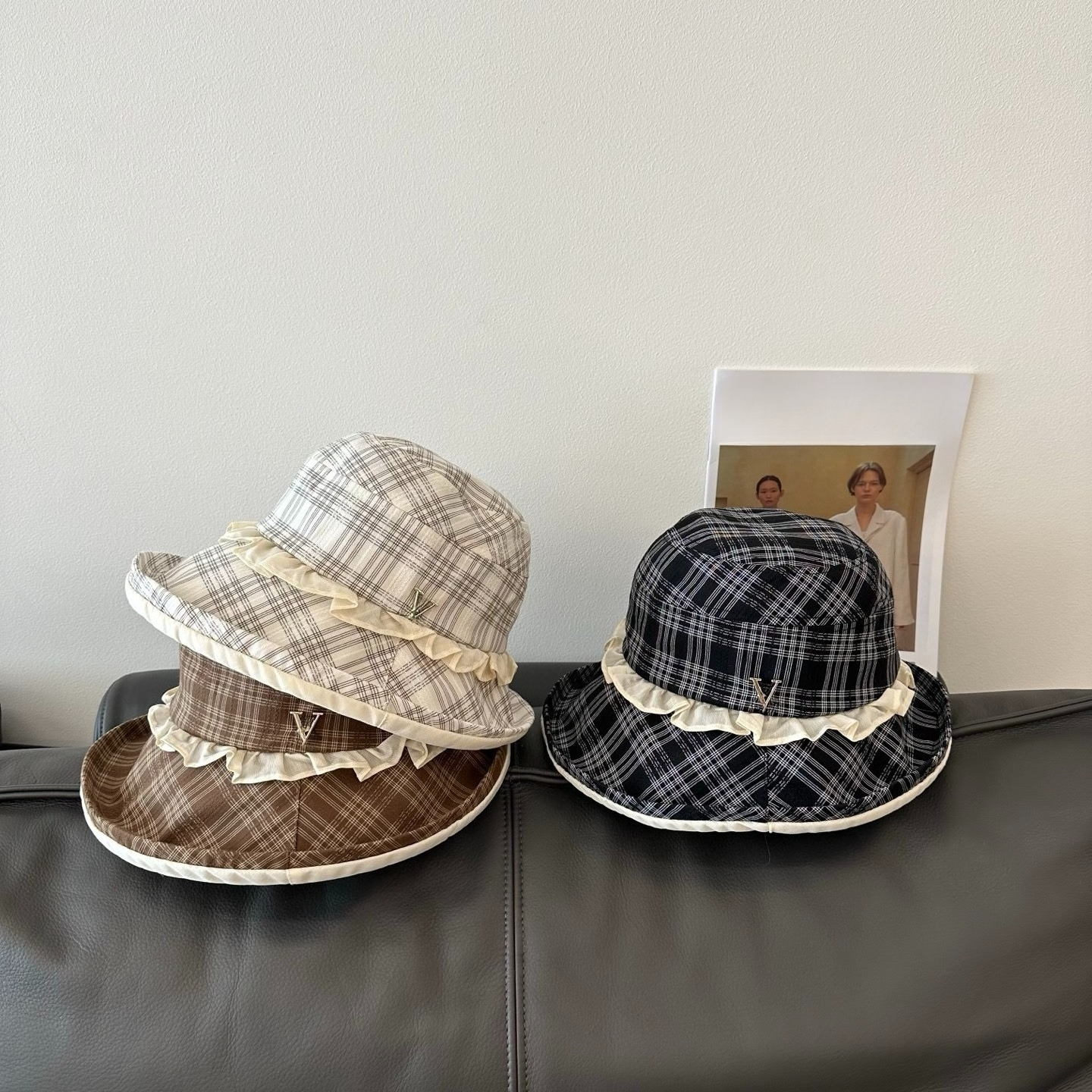 Women Plaid Ruffle Trim Bucket Hat Summer UV Protection Wide Brim Breathable Sunscreen Sun Hat Casual Preppy Style Beach Fisherman Cap