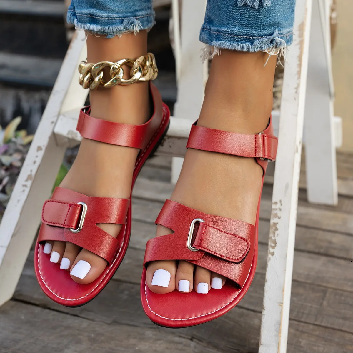 2026 Women Summer Flat Sandals Fashion Metal Buckle Strap Zapatos De Muje Open Toe Casual Beach Roman Shoes for Ladies 260427