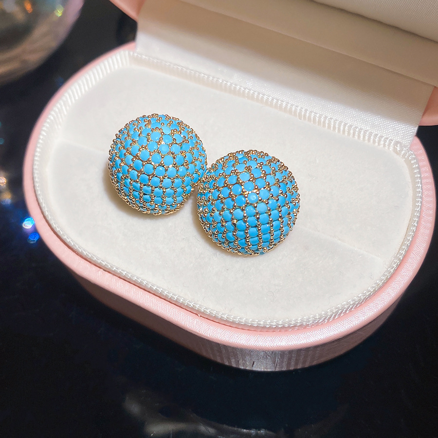 2026 New Model Silver Needle Zircon Oval Hollow Stud for Women, High-End Light Luxury Style, Versatile and Elegant Earrings - view 7