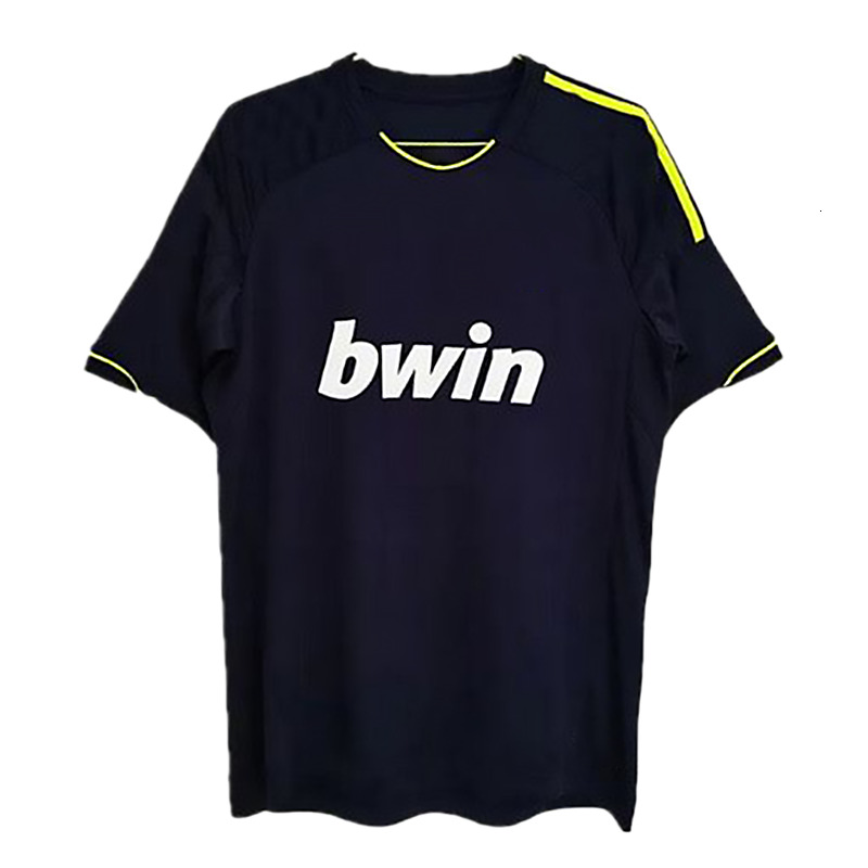 Retro Soccer Jerseys Finals Football Shirt GUTI BENZEMA SEEDORF CARLOS RONALDO KAKA 99 00 03 04 06 07 11 12 13 14 15 16 17 18 kits Modric Alonso BALE 
