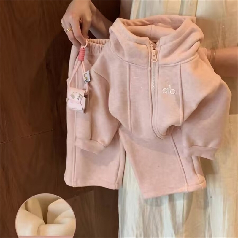 Girls Autumn and Winter High-Quality Fleece-Lined Jacket and Wide-Leg Pants Casual Two-Piece Set 260424