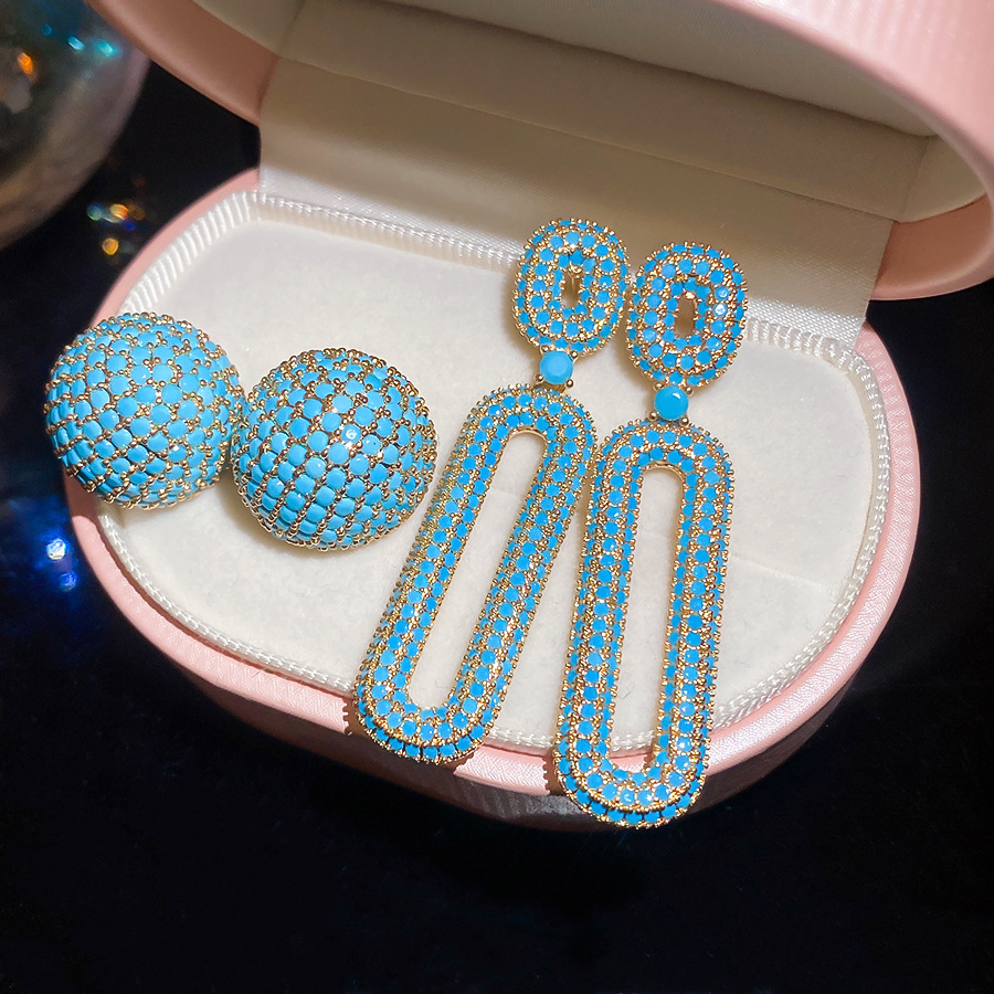 2026 New Model Silver Needle Zircon Oval Hollow Stud for Women, High-End Light Luxury Style, Versatile and Elegant Earrings - view 3