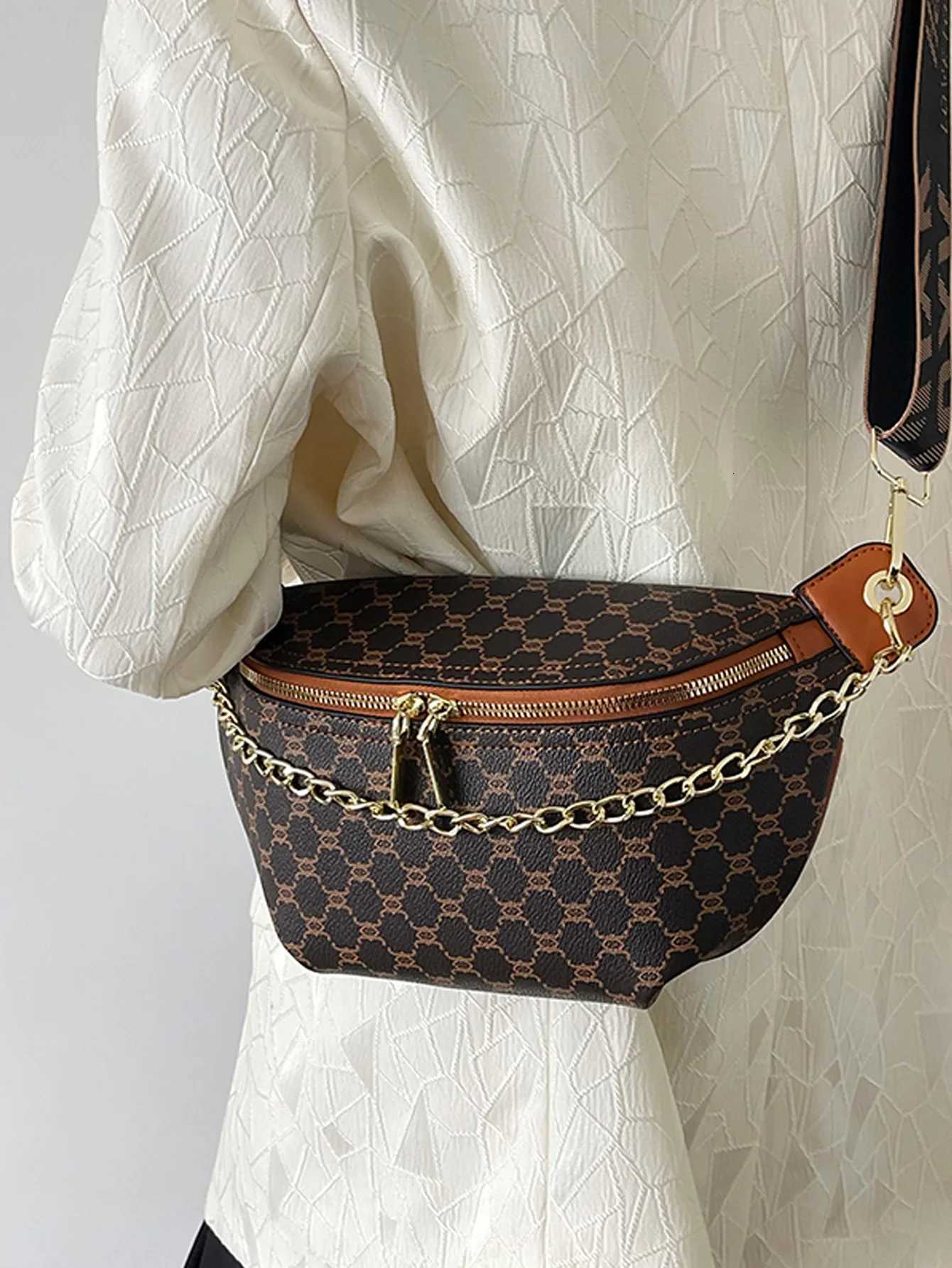 Fashion Chain Waist Bag For Women Luxury Designer Chest Bag Quality Leather Fanny Pack Phone Purse Female Shoulder Crossbody BagT260427