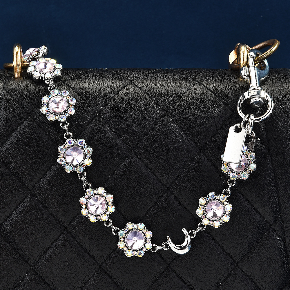 Vintage Oval Carved Rhinestone Metal Crossbody Bag Extension Chain Women's Accessory Ins Style Hot Item