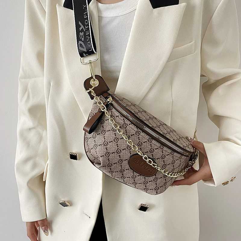 Fashion Chain Waist Bag For Women Luxury Designer Chest Bag Quality Leather Fanny Pack Phone Purse Female Shoulder Crossbody BagT260427