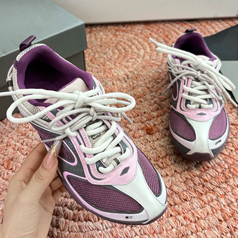 Womens Radar Gradient Lines Sneakers Luxury Mens Breathable Mesh Running Sports Shoes Slim light comfortable Outsole Event Fashion shoes