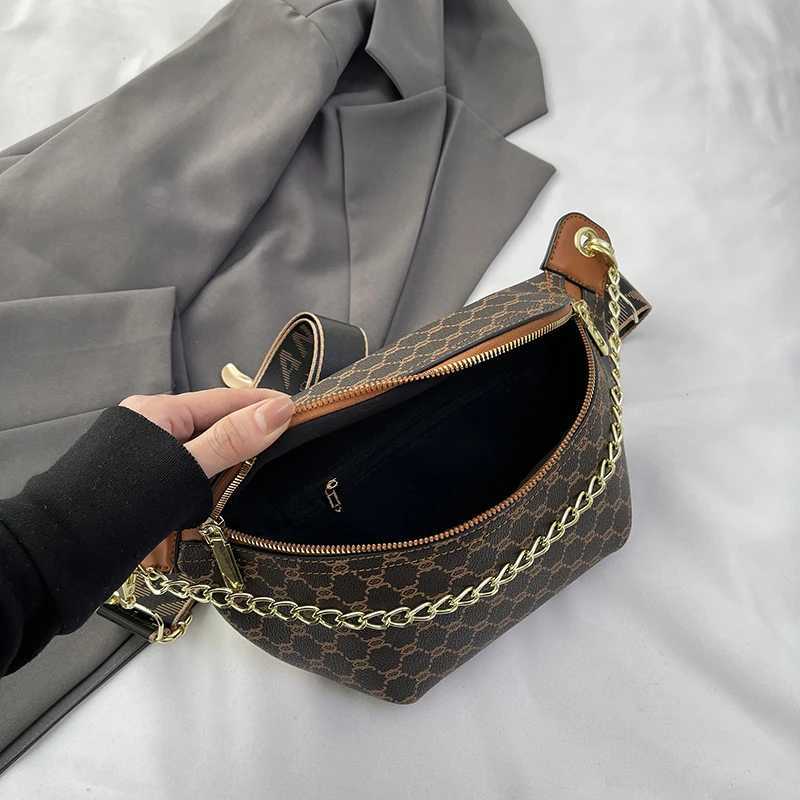 Fashion Chain Waist Bag For Women Luxury Designer Chest Bag Quality Leather Fanny Pack Phone Purse Female Shoulder Crossbody BagT260427