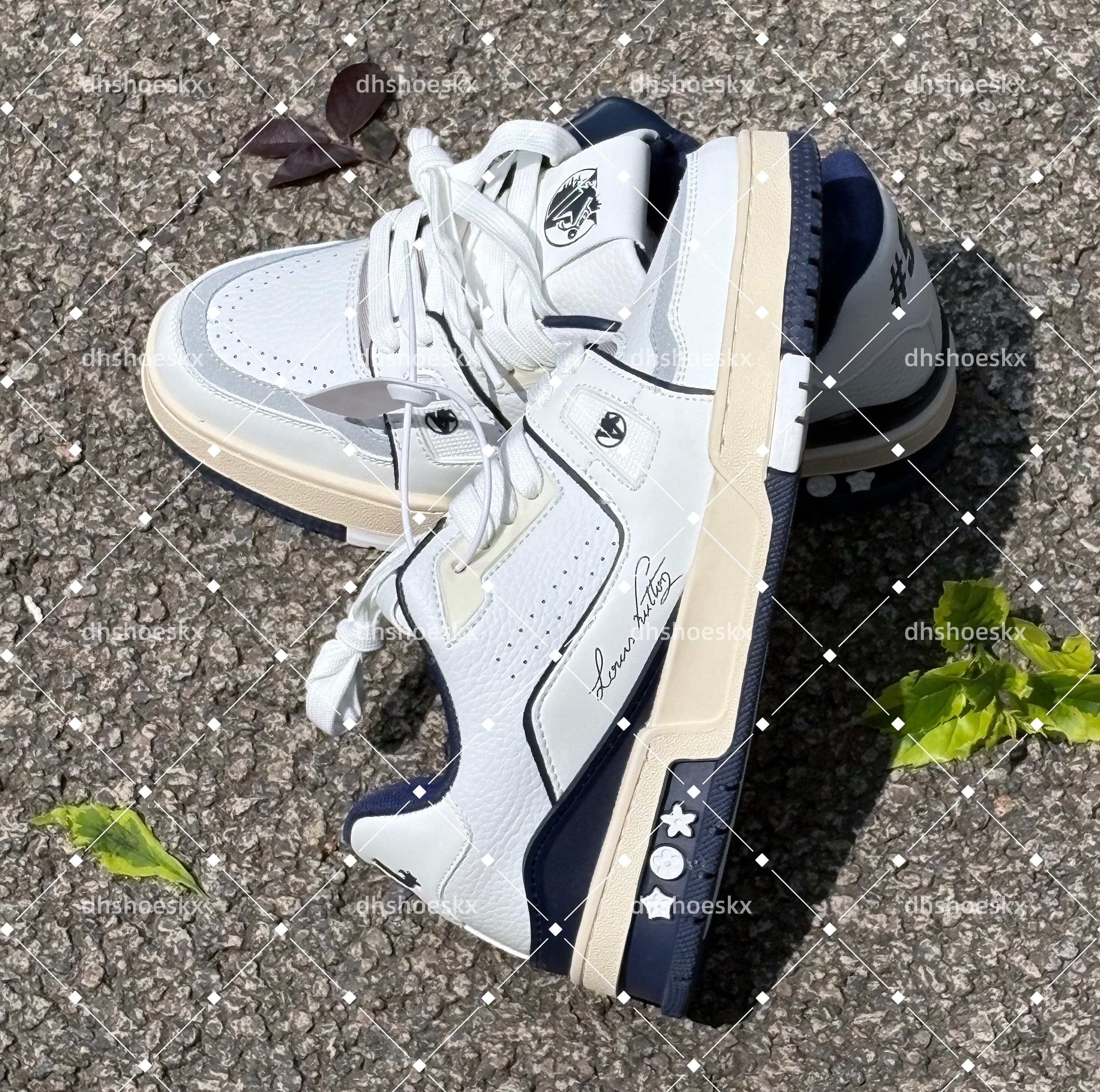 Free shipping designer shoes Trendy Casual Mens Elevated Sneakers - Comfy Footwear with Cushioned Insoles Soft white