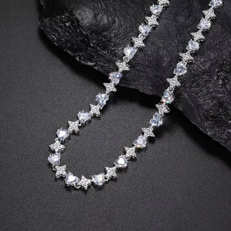 Sparking Fine Jewelry Anniversary Gift Sterling Silver 925 Heart Cut Moissanite Link Chain Iced Out Heart Necklace