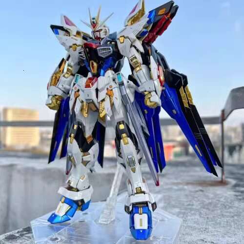 2026 New Gundam Assembly Player HG Strike Freedom Mobile Suit Wing Unicorn Red Astray Figure Display MG Toy