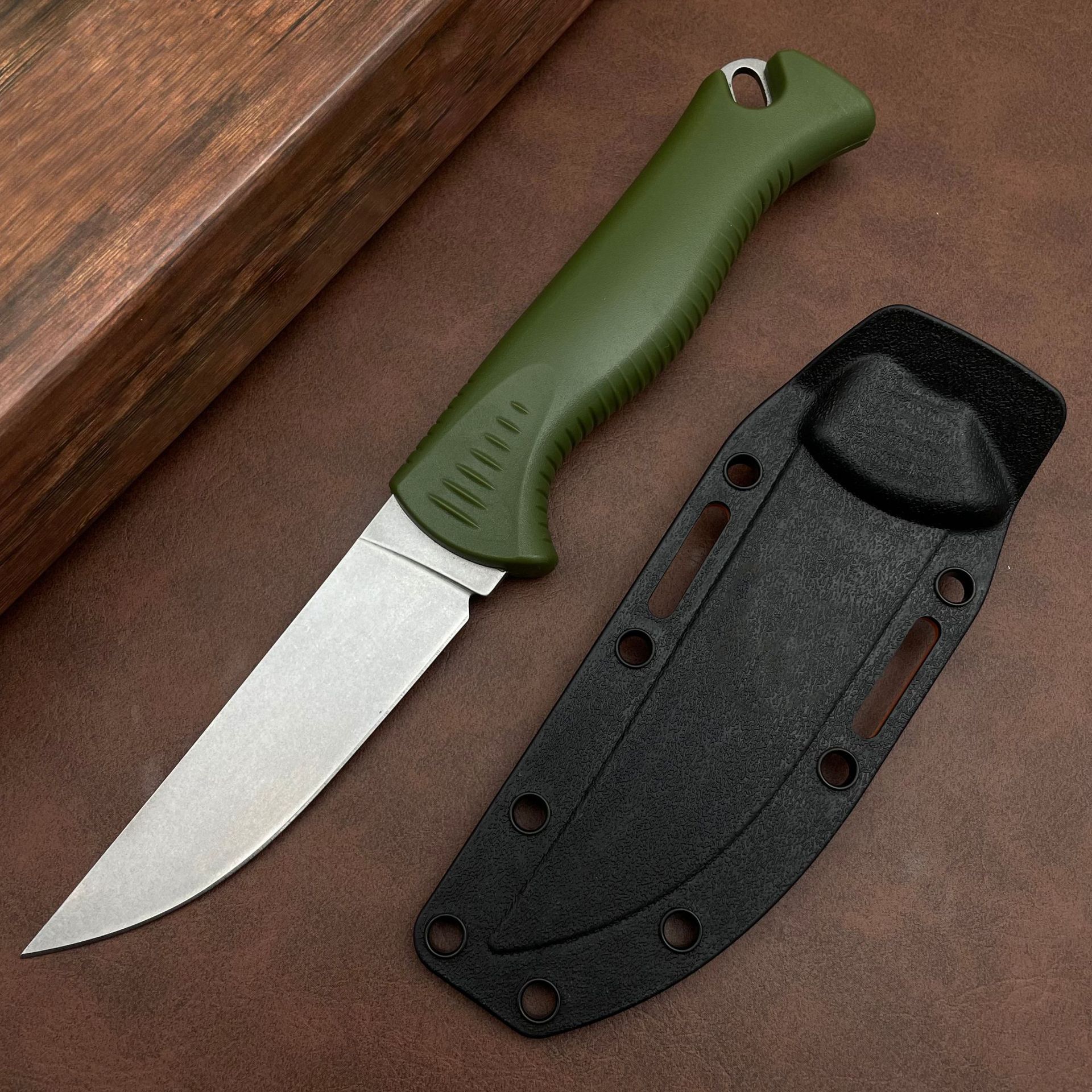 BM 15505 Outdoor Fixed Blade D2 Steel Blade Nylon Fiber Handle Ideal for Camping Exploration and Hunting Specialized EDC Knives