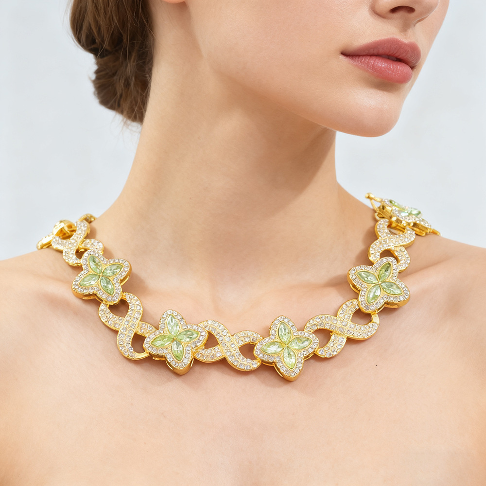 Designer Designer Hip Hop Infinity Four-Leaf Clover 8-Shape Cuban Chain Necklace Fashion Trendy Cool Unisex High-End Colorful Jewelry