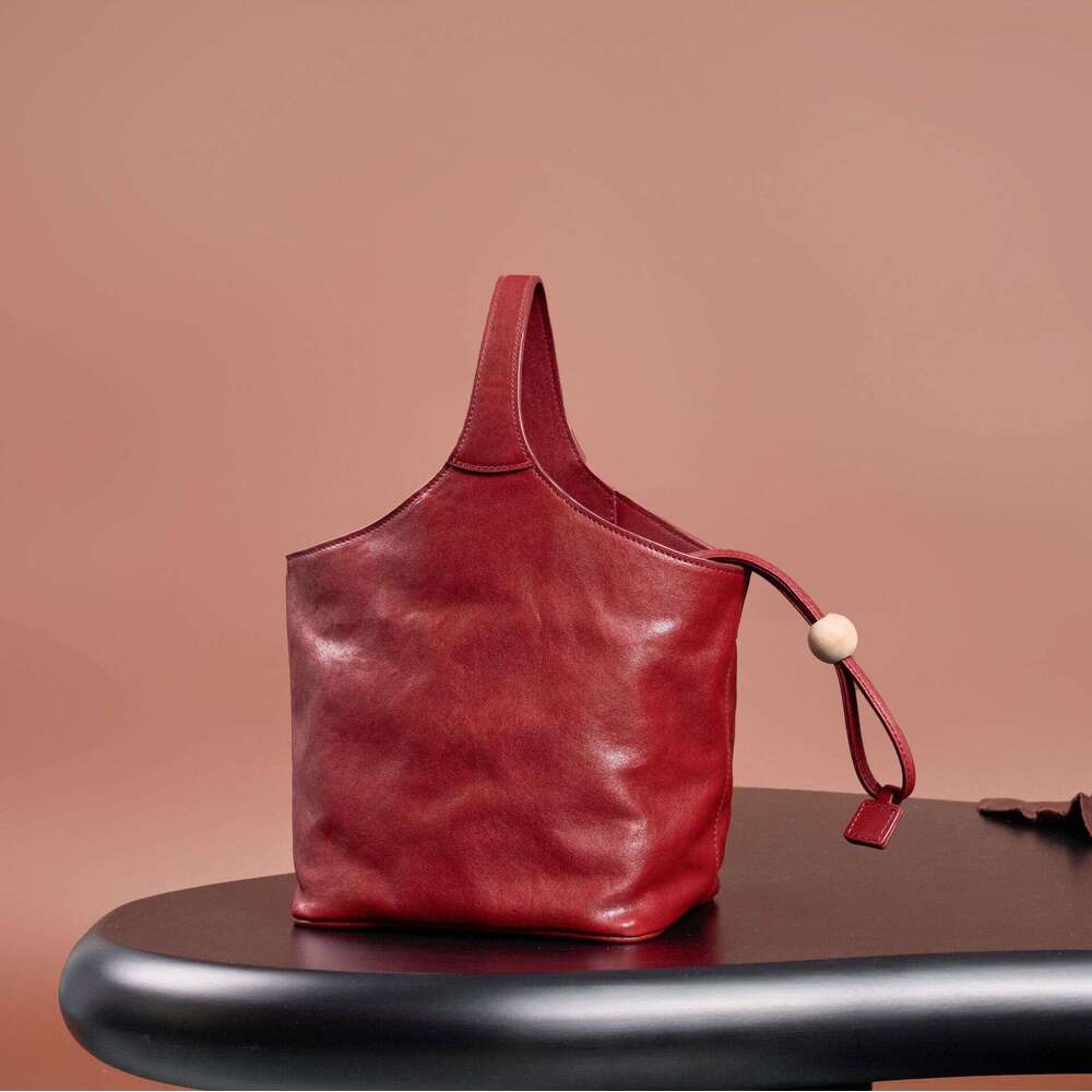 Light Luxury Niche Designer Bucket Basket Bag, Autumn New Fortune Style, Premium Crystal Cowhide, Daily Casual Shoulder Crossbody Handbag SENYY
