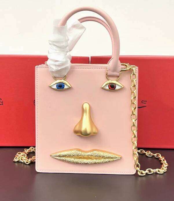 Master Quality,Designer Fashion Leather Unique Facial Features Trendy Personality Women's Handbag Stylish Bag Suotong260428 - view 3