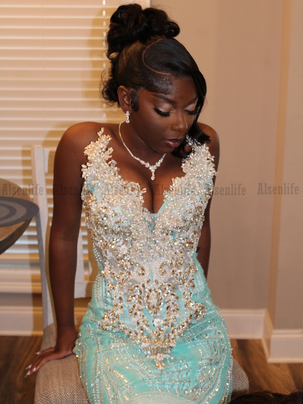 Mint Green Prom Dresses 2026 Luxury Sequins Beading Mermaid Evening Gowns Gala Party Gown