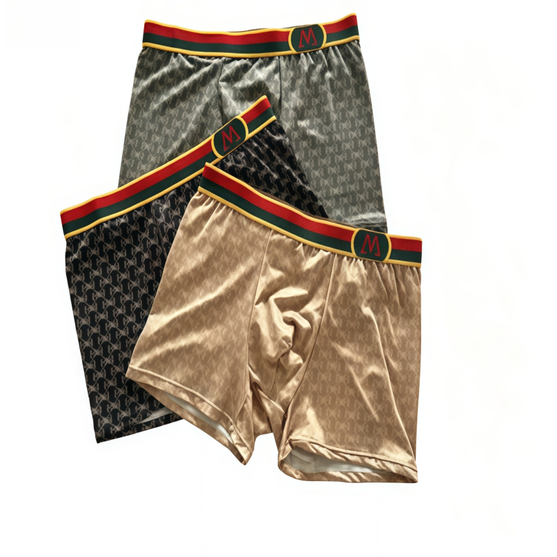 Pack of 3 men's seamless boxer briefs, high-waisted four-corner shorts for youth and men.