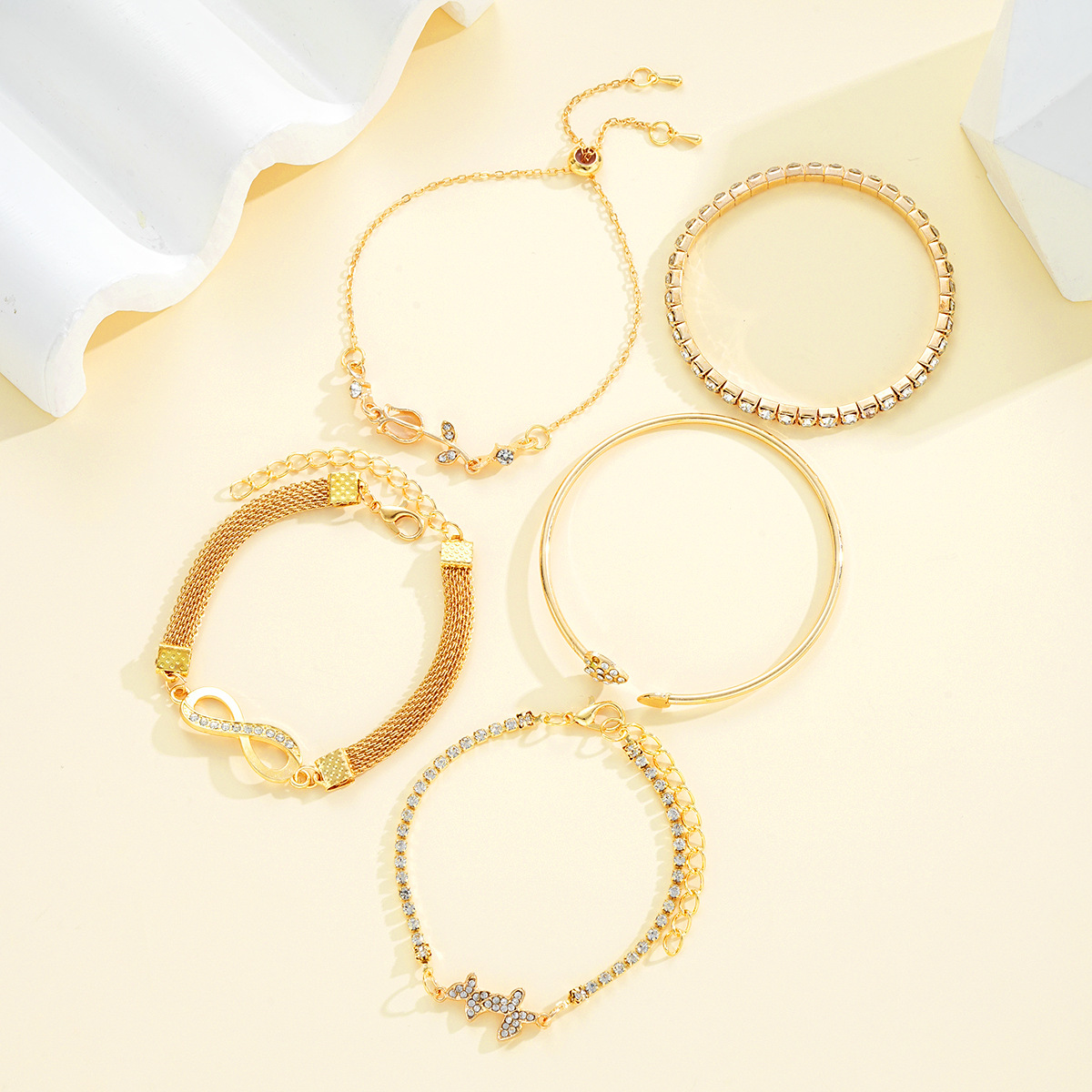 Chic Colored Twisted Heart Design Layered Jewelry for Women