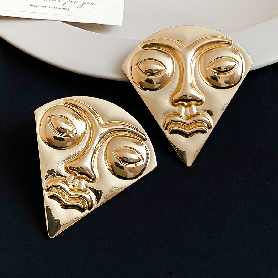 European and American cross-border silver needle fan-shaped portrait exaggerated vintage personalized fashion earrings, light luxury high-end earrings - view 6