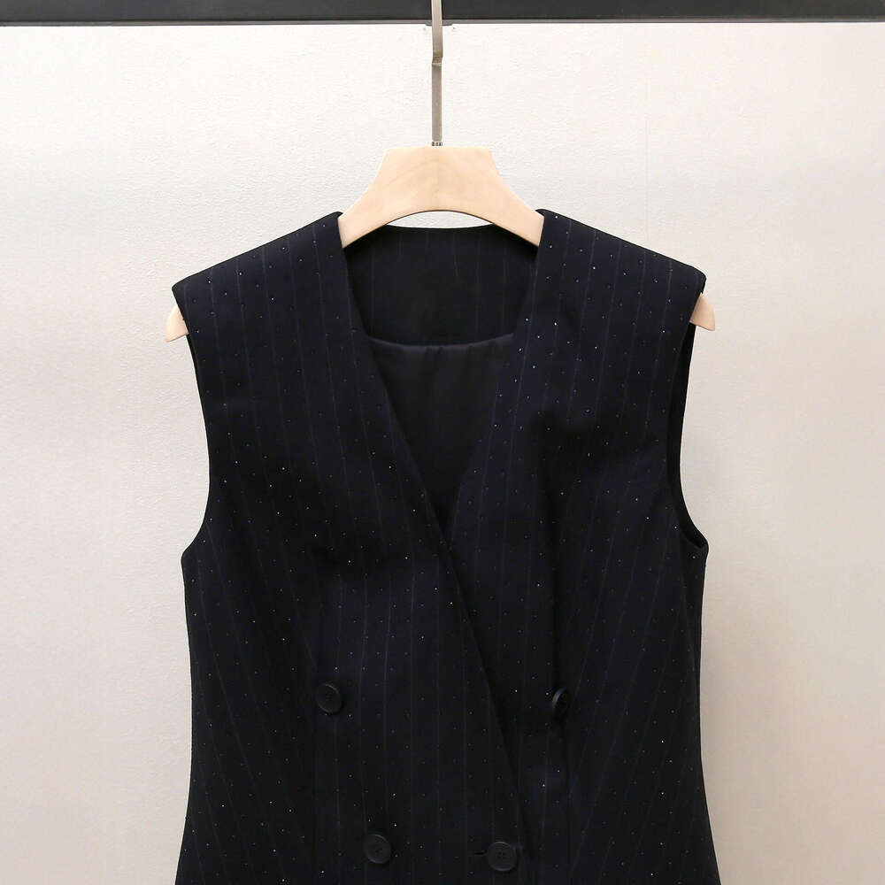 Autumn k30 new French elegant work commuting double breasted striped rhinestone vest, 2026 designer women's pleated skirt