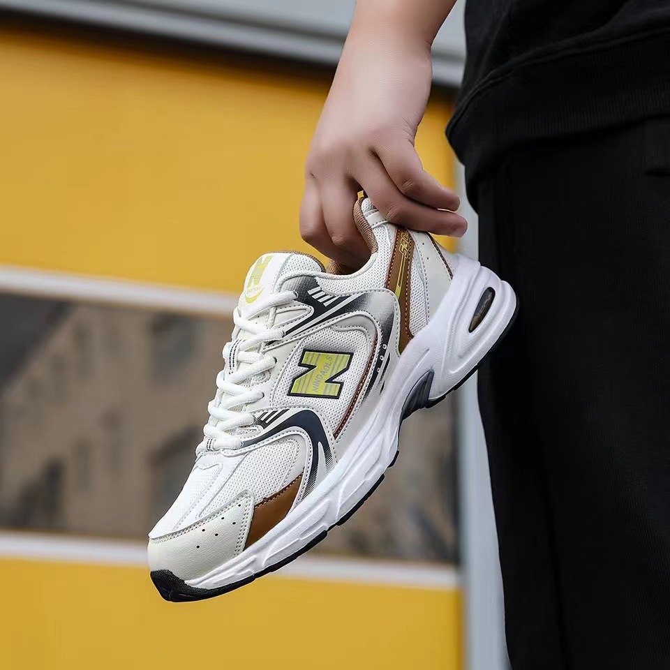 2026 Unisex Chunqiu Fashionable Mesh - upper Breathable Men's Shoes All - match Couple's Casual Shoes Height - increasing Athletic Shoes