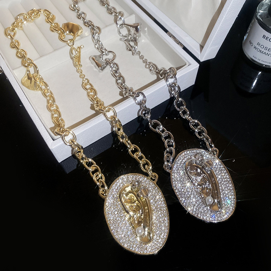 European American vintage style statement necklace pearl ear pendants, exaggerated and fashionable with a high-end feel, clavicle chain pendant access - view 4