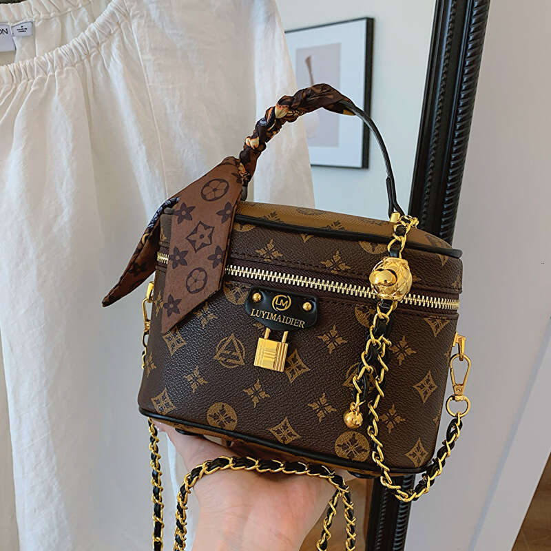 Trendy Women's New Model, Retro Printed Small Square Shoulder Bag, Large Capacity Commuter Crossbody Bag For Women