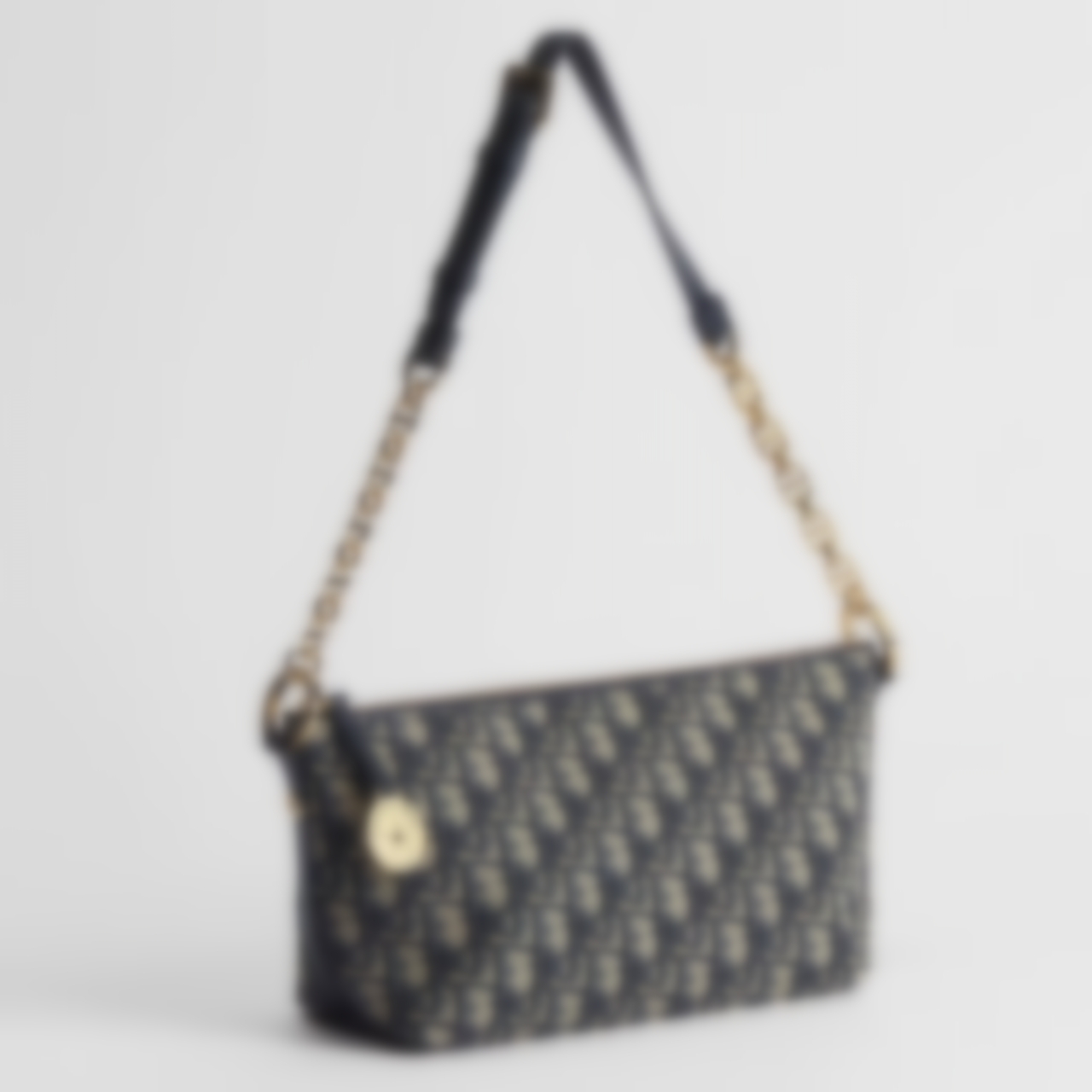 TOP. STAR HOBO BAG WITH CHAIN / Designer join2