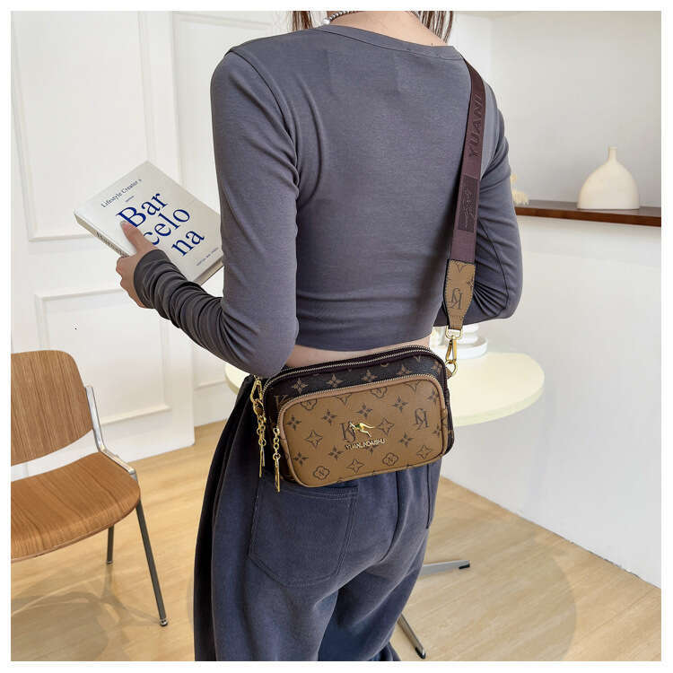 Cross-Border Women's New Vintage High-End Fashion Monogram Shoulder European And American Niche Design Crossbody Bag